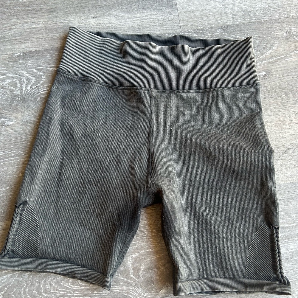 Aerie offline biker shorts.